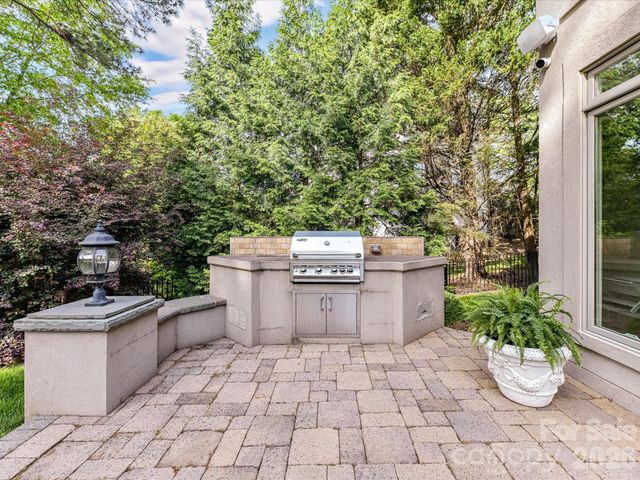 15615 McCullers Court, Charlotte, NC 28277