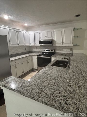 457 Lands End Road, Fayetteville, NC 28314