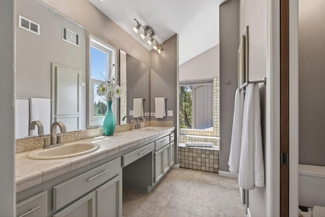 4324 Palacio Way, Fair Oaks, CA 95628