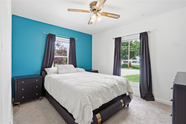 2102 55th Street, Des Moines, IA 50310
