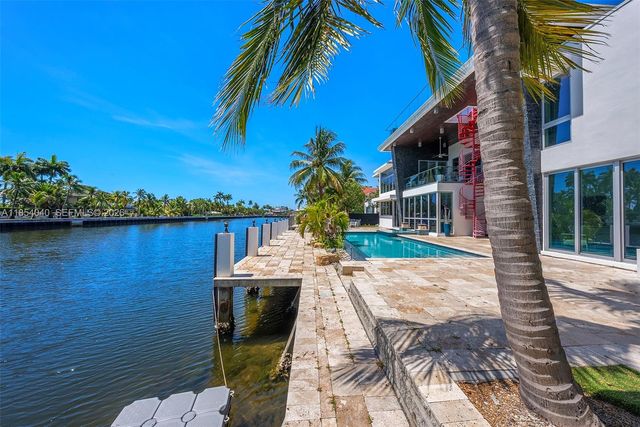 300 Royal Plaza Drive, Fort Lauderdale, FL 33301