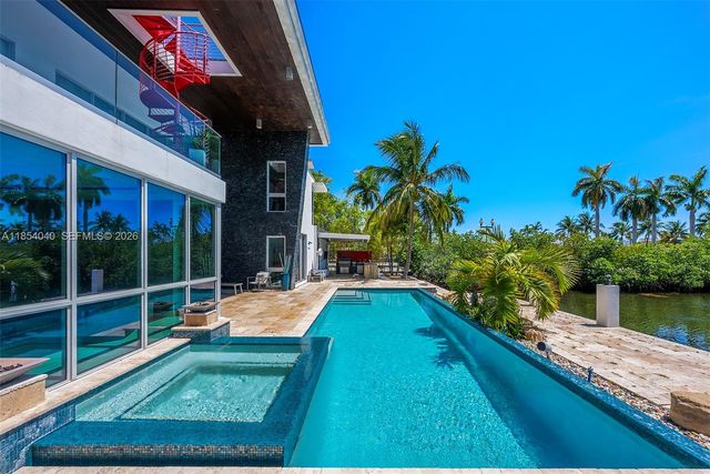 300 Royal Plaza Drive, Fort Lauderdale, FL 33301