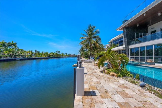 300 Royal Plaza Drive, Fort Lauderdale, FL 33301