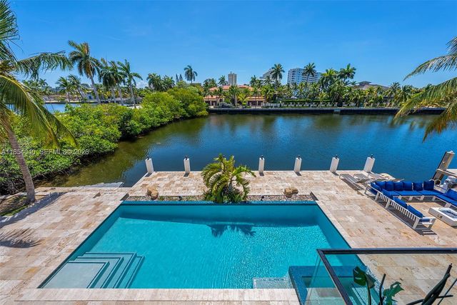 300 Royal Plaza Drive, Fort Lauderdale, FL 33301