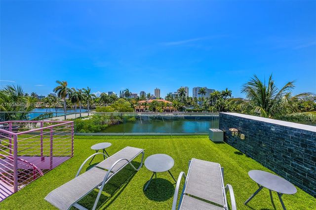 300 Royal Plaza Drive, Fort Lauderdale, FL 33301