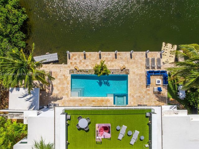 300 Royal Plaza Drive, Fort Lauderdale, FL 33301