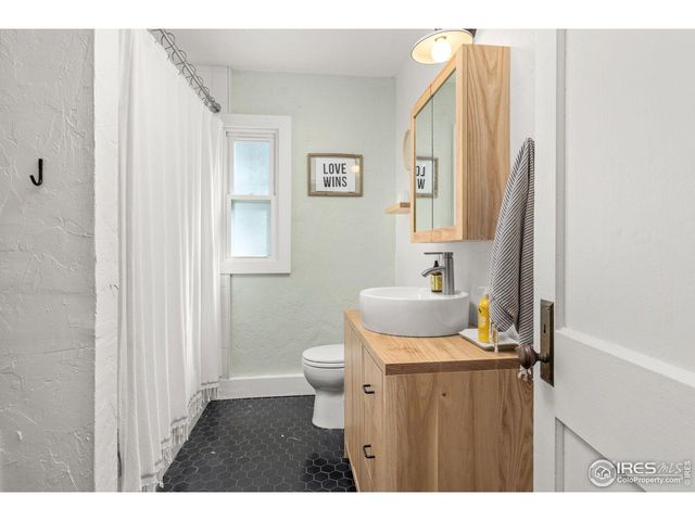 1301 Spruce Ave, Longmont, CO 80501