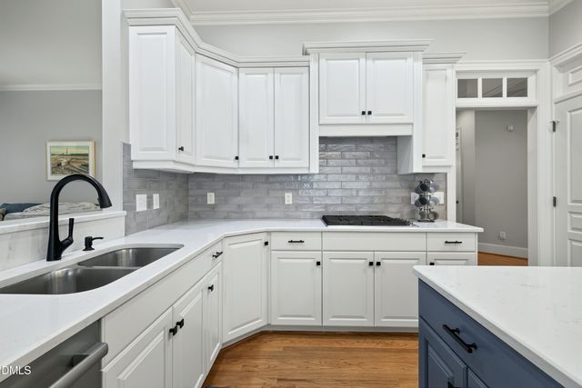 612 Crossway Lane, Holly Springs, NC 27540