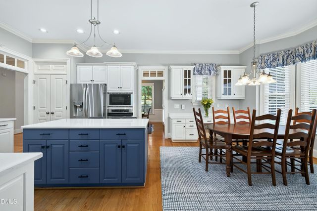 612 Crossway Lane, Holly Springs, NC 27540