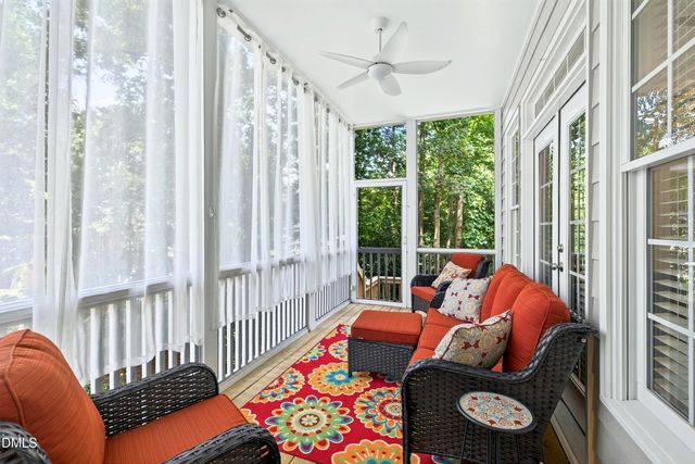 612 Crossway Lane, Holly Springs, NC 27540