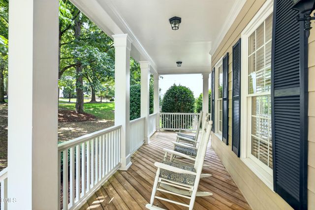 612 Crossway Lane, Holly Springs, NC 27540