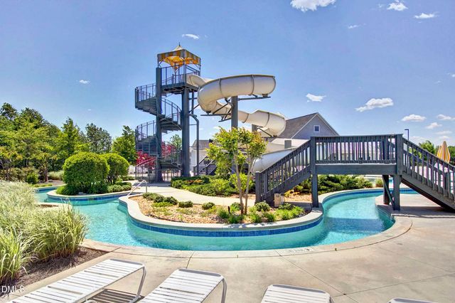 612 Crossway Lane, Holly Springs, NC 27540