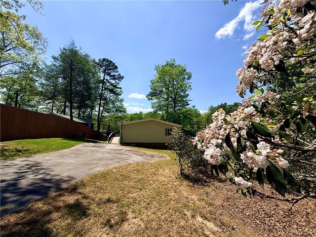 213 Bonner Road, Mountain Rest, SC 29664