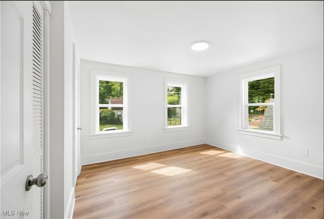 427 Kathleen Street, Akron, OH 44303