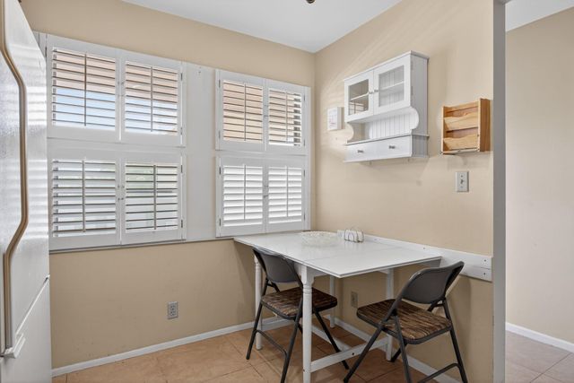 2003 Granada Drive L4, Coconut Creek, FL 33066