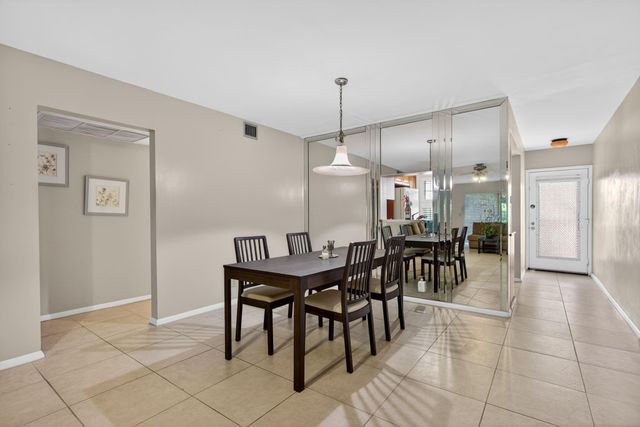 2003 Granada Drive L4, Coconut Creek, FL 33066