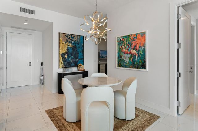 100 1ST AVENUE N 2302, St Petersburg, FL 33701
