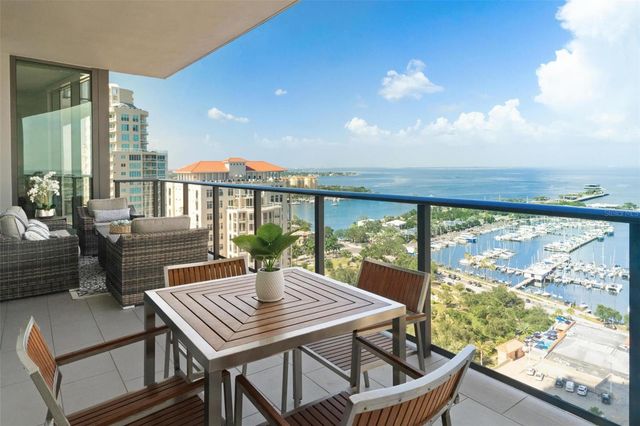 100 1ST AVENUE N 2302, St Petersburg, FL 33701