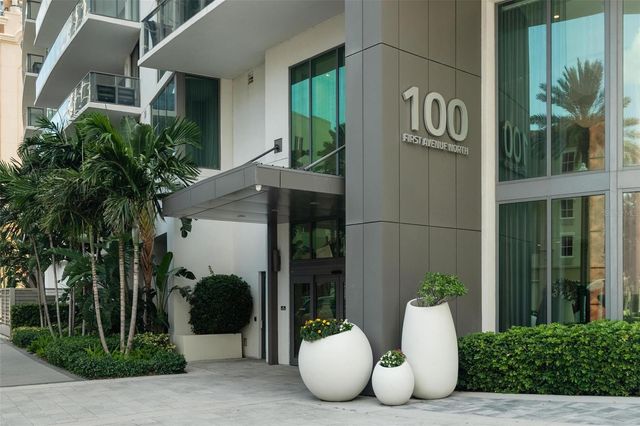 100 1ST AVENUE N 2302, St Petersburg, FL 33701