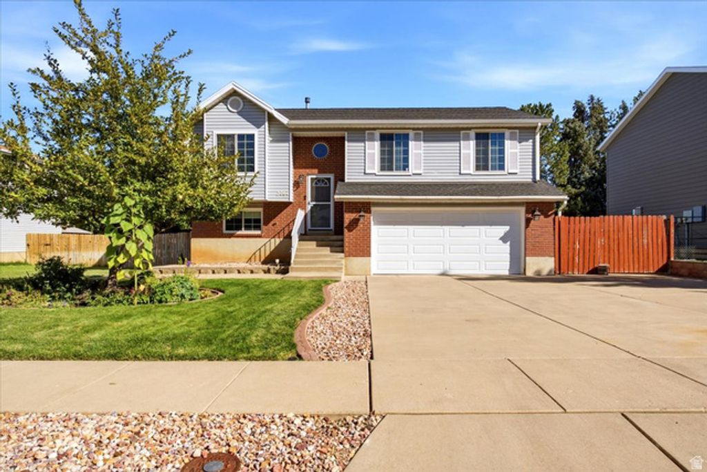 3064 W 4425 S, Roy, UT 84067 — exterior