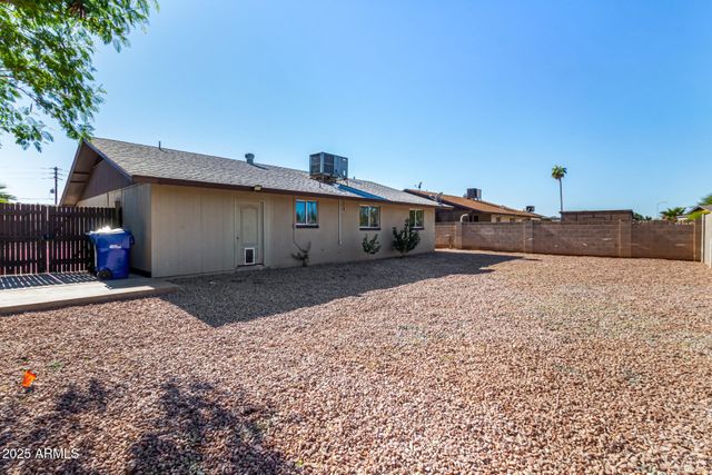 334 E HOLMES Avenue, Mesa, AZ 85210