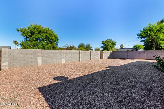 334 E HOLMES Avenue, Mesa, AZ 85210