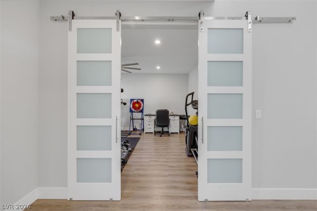 6833 Fallen Rock Street, North Las Vegas, NV 89084