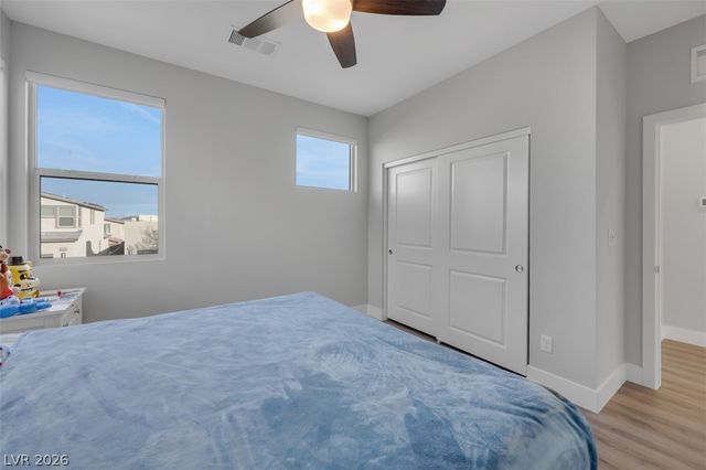 6833 Fallen Rock Street, North Las Vegas, NV 89084