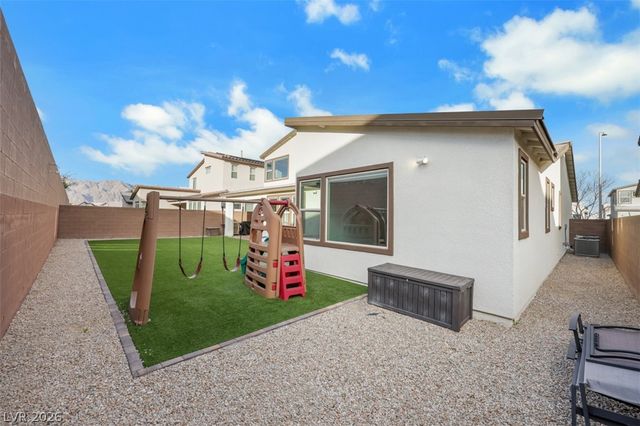 6833 Fallen Rock Street, North Las Vegas, NV 89084