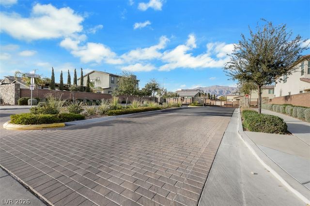 6833 Fallen Rock Street, North Las Vegas, NV 89084