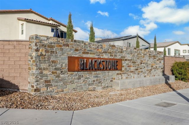 6833 Fallen Rock Street, North Las Vegas, NV 89084