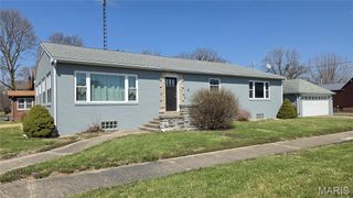 804 N State Street, Litchfield, IL 62056