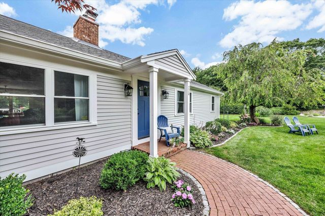 770 County Road, Pocasset, MA 02559