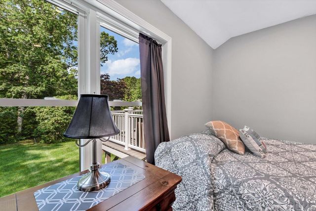 770 County Road, Pocasset, MA 02559