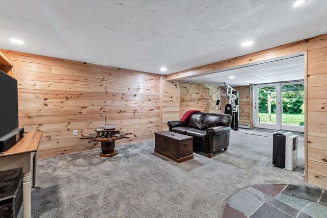 770 County Road, Pocasset, MA 02559