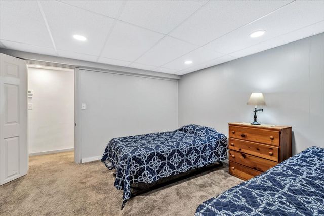770 County Road, Pocasset, MA 02559
