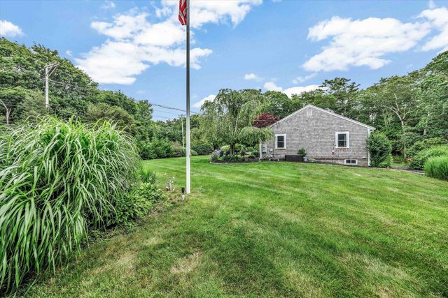 770 County Road, Pocasset, MA 02559