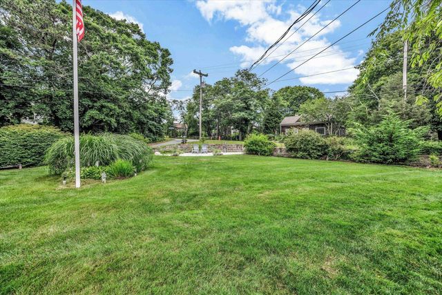 770 County Road, Pocasset, MA 02559