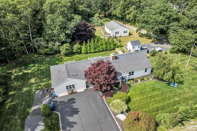 770 County Road, Pocasset, MA 02559