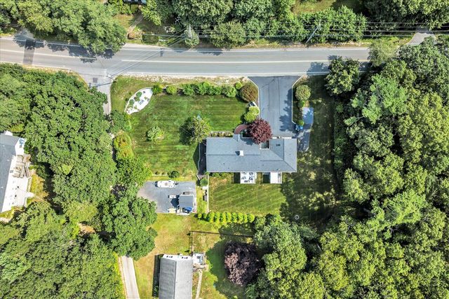 770 County Road, Pocasset, MA 02559