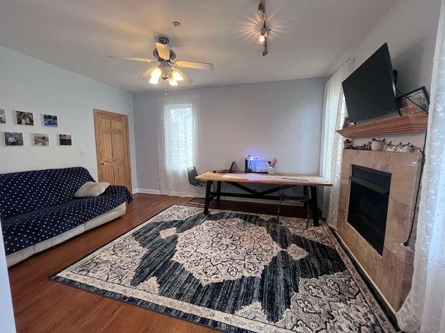 200 W Thacker Street, Hoffman Estates, IL 60169