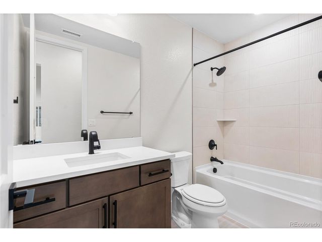 6503 Still Pine Cir, Castle Pines, CO 80108