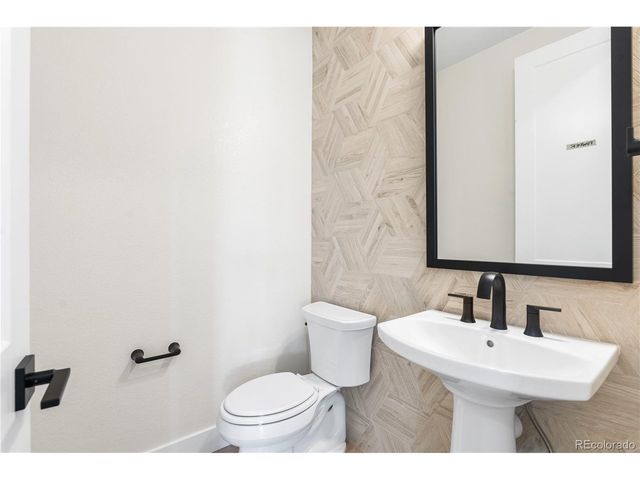 6503 Still Pine Cir, Castle Pines, CO 80108