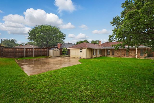 813 Leslie Lane, Coppell, TX 75019