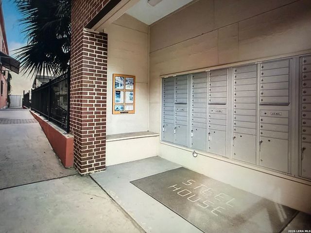 1401 S Flores St Apt 216, San Antonio, TX 78204