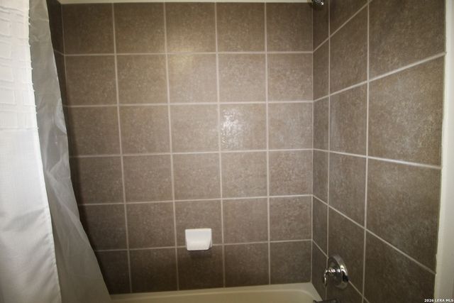 1401 S Flores St Apt 216, San Antonio, TX 78204