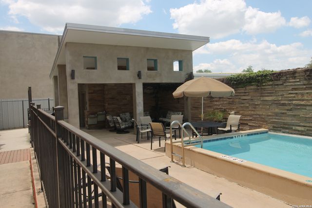 1401 S Flores St Apt 216, San Antonio, TX 78204