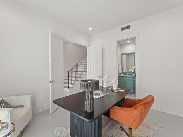 2113 Emancipation Avenue, Houston, TX 77003
