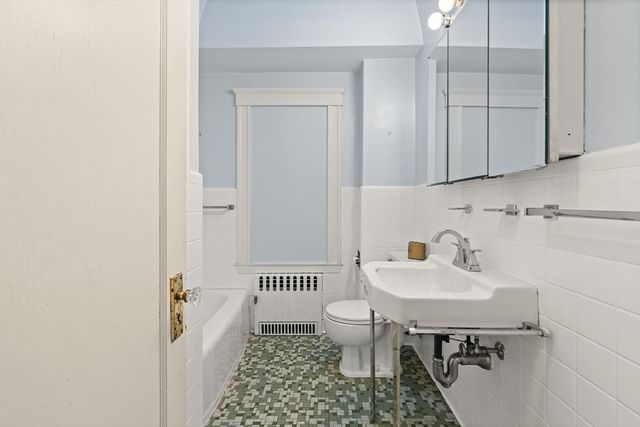 62 Harding Road, Lexington, MA 02420