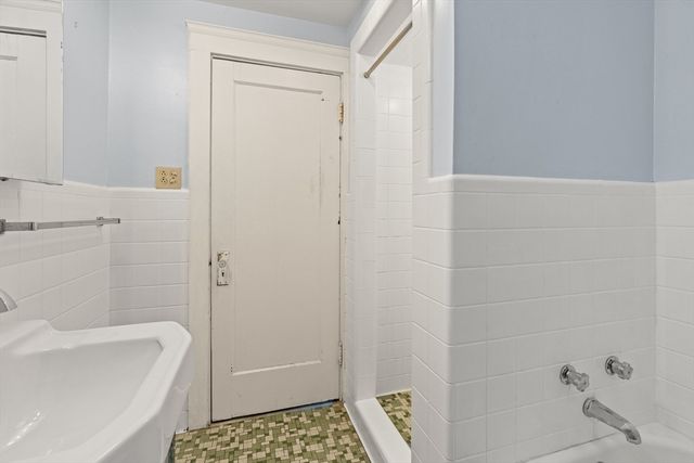 62 Harding Road, Lexington, MA 02420